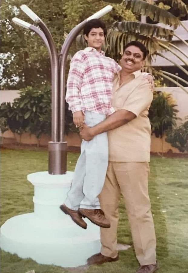 anthati_sa20192's tweet photo. "young" Tiger 🐯
#youngtiger #ntr #jrntr https://t.co/ZIPxIn4dtL