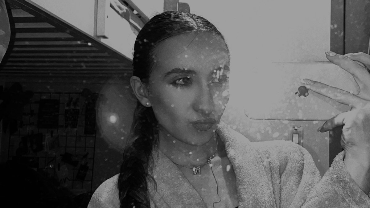 yyourprettygf's tweet photo. https://t.co/sEFhAwPBMH