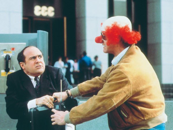 TheRealAJ_'s tweet photo. @landofthe80s Happy 40th Anniversary to "Ruthless People" (June 27, 1986) starring @DannyDeVito @JudgeReinhold #HelenSlater #AnitaMorris #BetteMidler #BillPullman #WilliamJSchilling #ArtEvans #ClarenceFelder and #JEFreeman! This is a great movie! It's funny too! ๐
#RuthlessPeople #80s https://t.co/1CQo3gXONP
