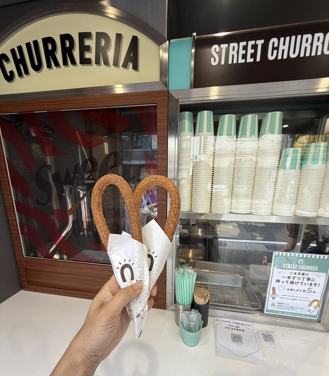 niitetsu_pink's tweet photo. 今日は大須でたくさんの初めましてをしてきました😊
#大須 #aoco #炉鼎技 #STREETCHURROS
#MONSTER https://t.co/o63J7BzqYp