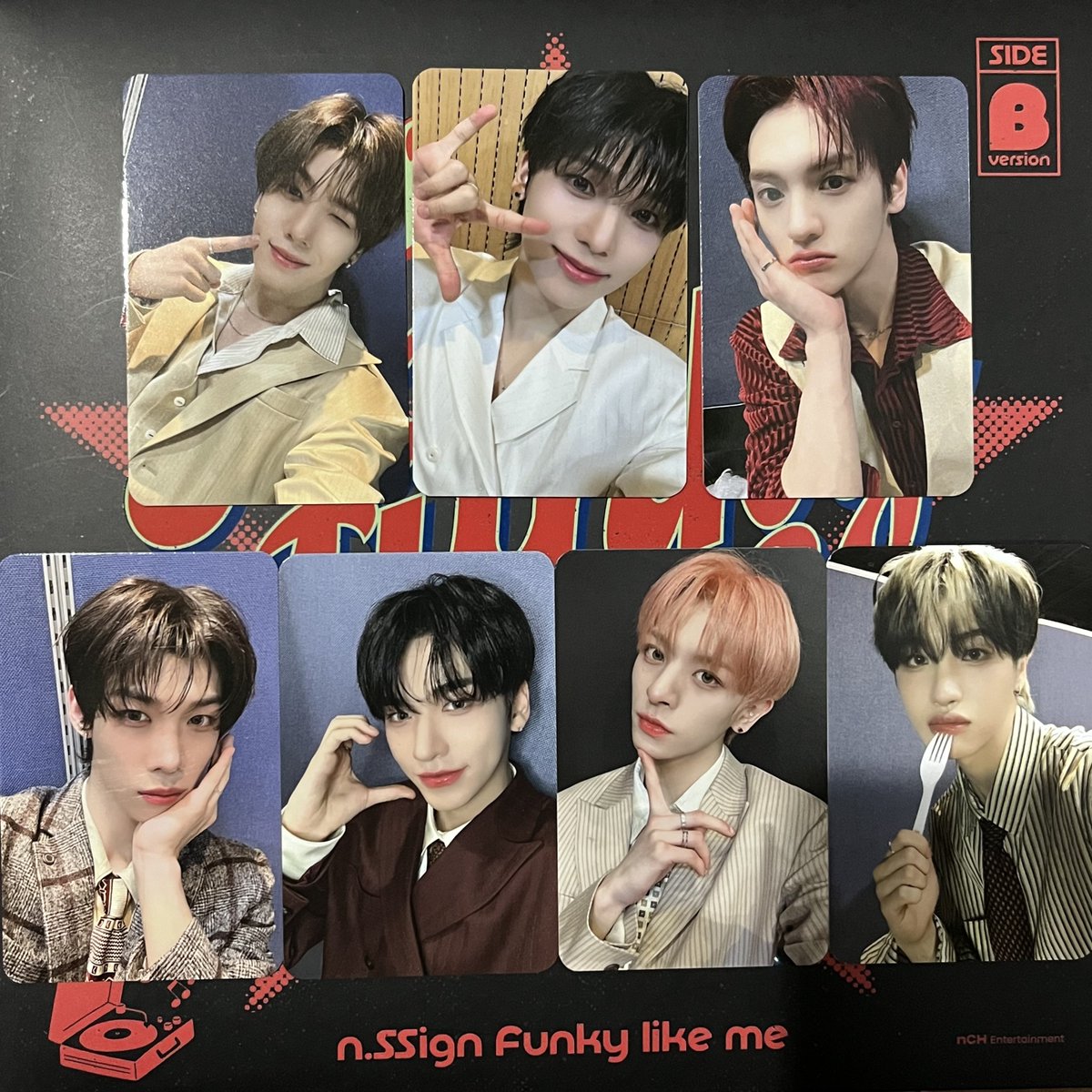 ilovejunmuch's tweet photo. FLM期サイン会応募特典のトレカお譲りします⭐️
1枚目からmillion music・NEMOZ・Ktown4u・mubeatmall・リプ欄muvveを所持しております！ご希望の方がいらっしゃいましたらお声がけください✨
引用先muvveのわんマフ・ジャージも求めておりますのでお心当たりある方が
#nSSign #nSSign交換 https://t.co/xfzxfLmE1U