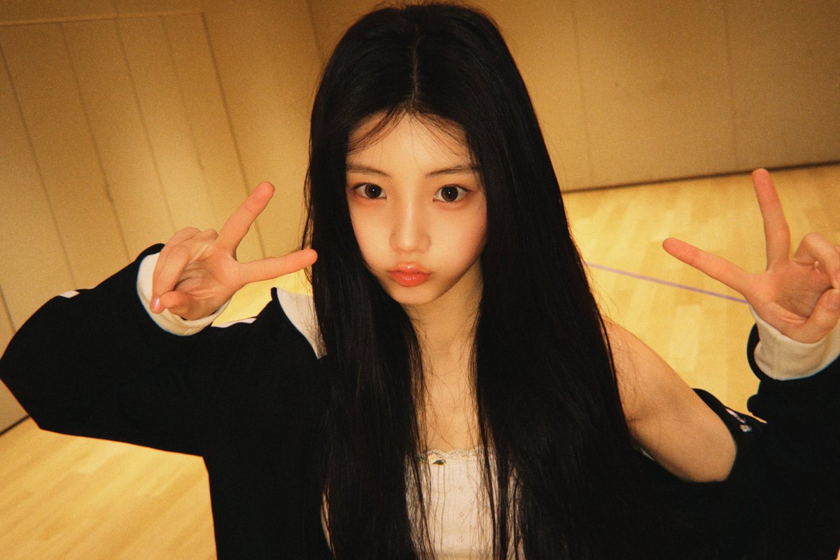 twoonehee's tweet photo. 어후후후후 미모개살벌.. https://t.co/8OdSWDffwb