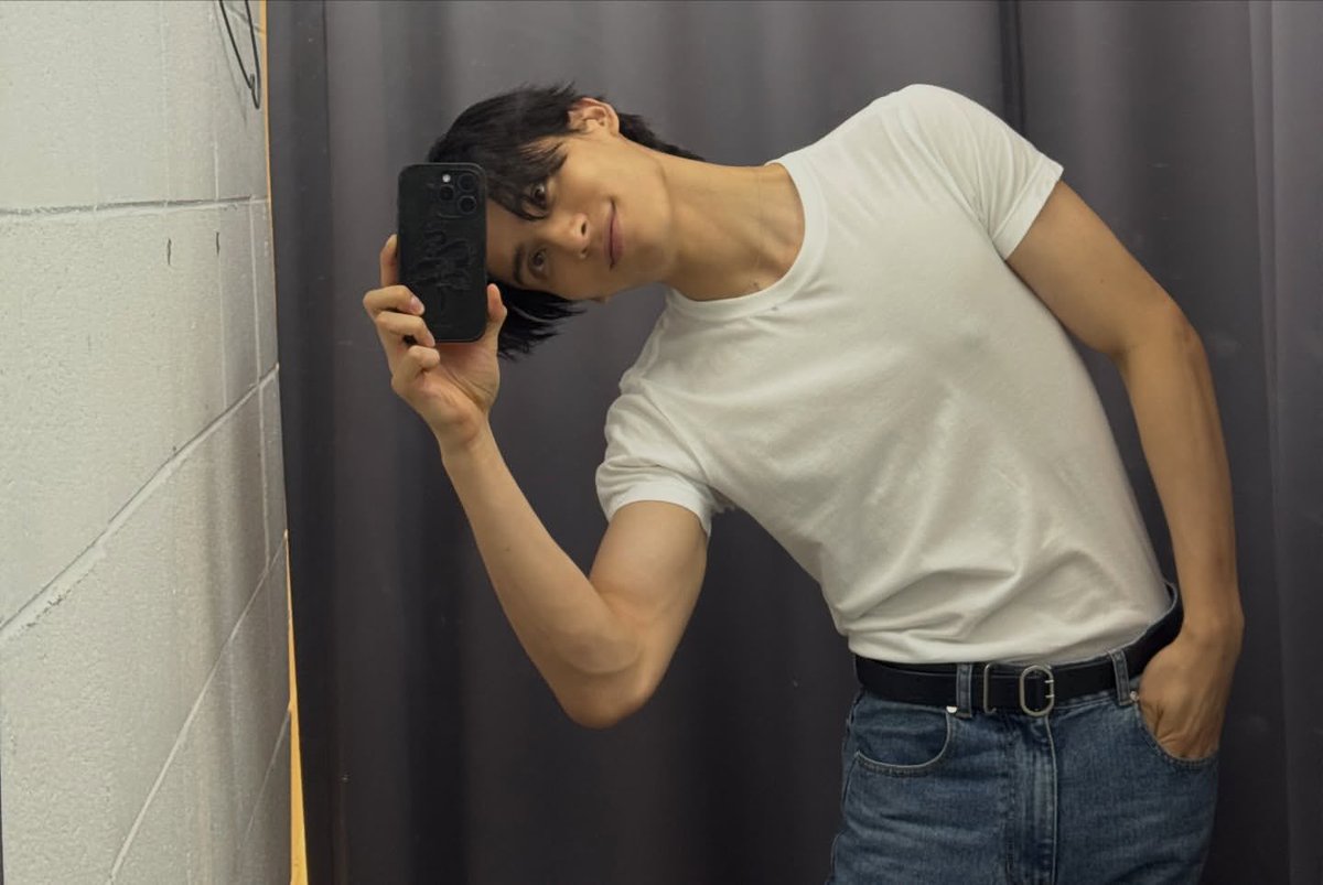 halu_day0303's tweet photo. 260628

항상태양이편💚.
D-431

#SF9 #에스에프나인 #유태양 #YOOTAEYANG https://t.co/EJss2ga34q