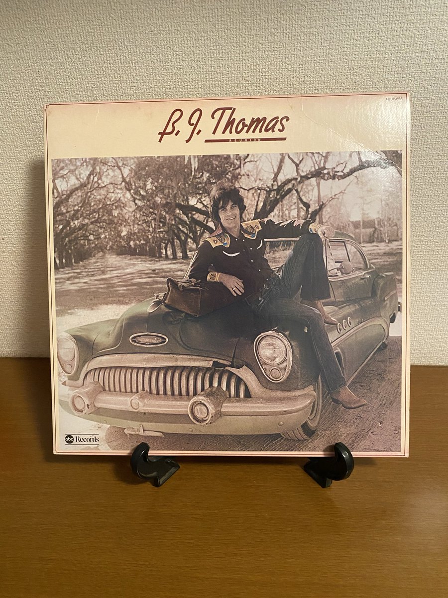 x1et4's tweet photo. B. J. Thomas  Reunion 🔹 1975年リリース、Billboard 200 No.59 🌈 カントリーポップの名盤 🗿 B・J・トーマス のヴォーカルが素晴らしいCrying🎵心に響くDoctor God🎵ゴスペルなBeautiful Things for You🎵心和むカントリーMaybe It's Time to Go🎵がいい感じです⛱️ https://t.co/tbgUTa3k0V