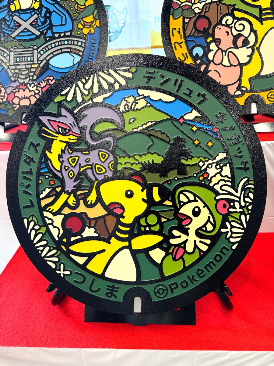 pokemon_pdc's tweet photo. 長崎県に新たに設置される #ポケふた はこんな感じ👍
#諫早市 #デンリュウ #メタグロス
#対馬市 #デンリュウ #レパルダス #キノガッサ
#五島市 #デンリュウ #モココ #メリープ https://t.co/7ymERs9TwQ