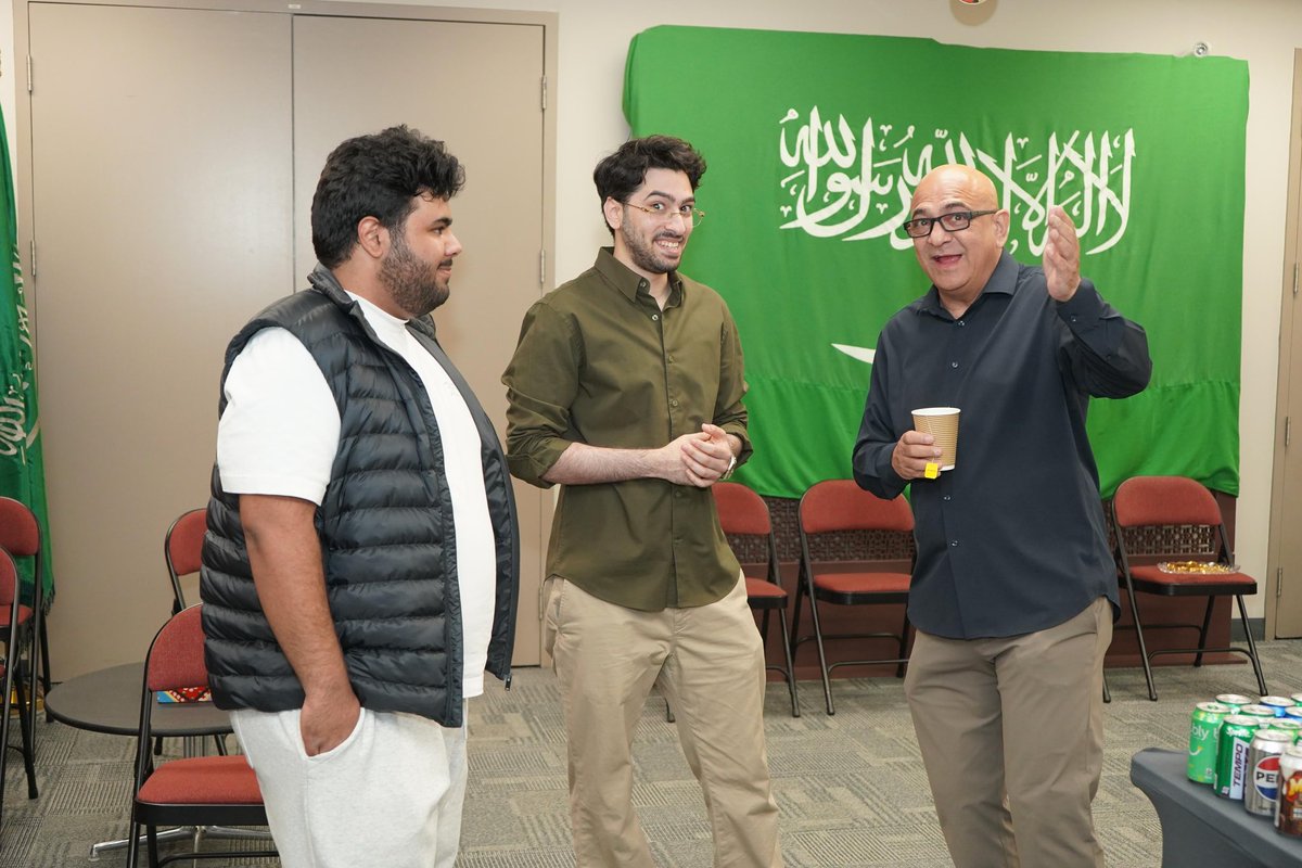 KSAembassyCA's tweet photo. #Ottawa| H.E. Amb. @amalalmoallimi joined members of the diplomatic corps and Saudi supporters in cheering on the Green Falcons during the FIFA World Cup 2026. ⚽🦅

United in pride and support for our national team. 🇸🇦

#GreenFalcons #FIFAWorldCup2026 #WorldCup2026 https://t.co/d4fyVuy2Ad