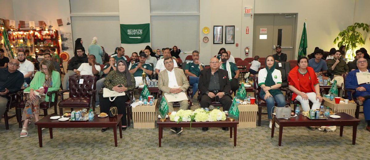 KSAembassyCA's tweet photo. #Ottawa| H.E. Amb. @amalalmoallimi joined members of the diplomatic corps and Saudi supporters in cheering on the Green Falcons during the FIFA World Cup 2026. ⚽🦅

United in pride and support for our national team. 🇸🇦

#GreenFalcons #FIFAWorldCup2026 #WorldCup2026 https://t.co/d4fyVuy2Ad