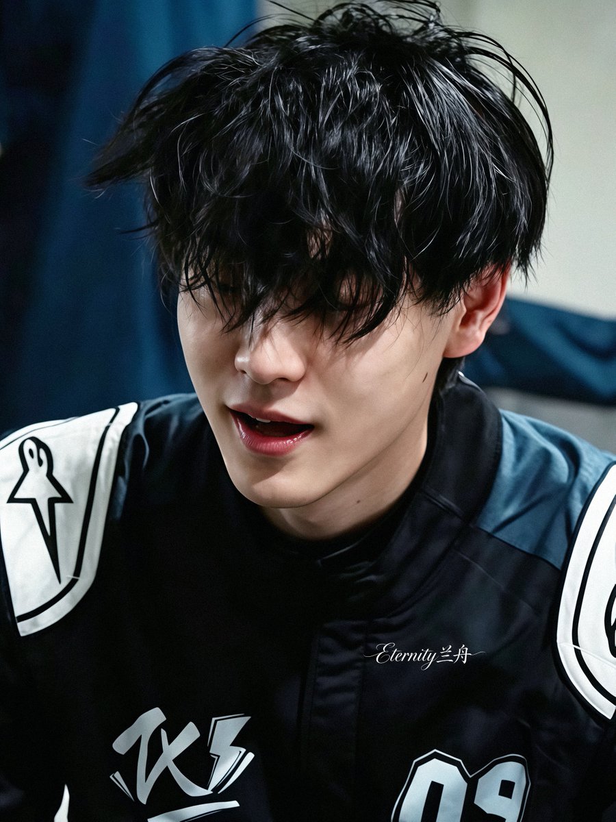 beyourself_001's tweet photo. Being in love suits you. It makes you even more handsome. 🥹💕❤️🌽 LeiPeng jiojio ❤️

#RevengedLove #TianXuning #ZIYU
#TianZiyu #LeiPeng99 #XuYu https://t.co/7ULV6zP8CP
