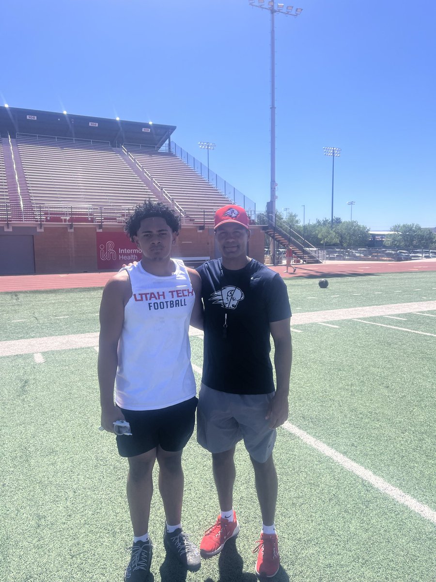Tuifua2Tevita's tweet photo. Great Day at UT Camp today, Thank you for having me out there today!! @CoachAdhir @__coachclark  @BenR4033 @BrandonHuffman https://t.co/h9tQy4likc