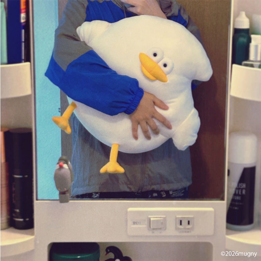 🐥むにゅぐるみパティオ グッズ紹介🐥 「とりもちLサイズぬいぐるみ