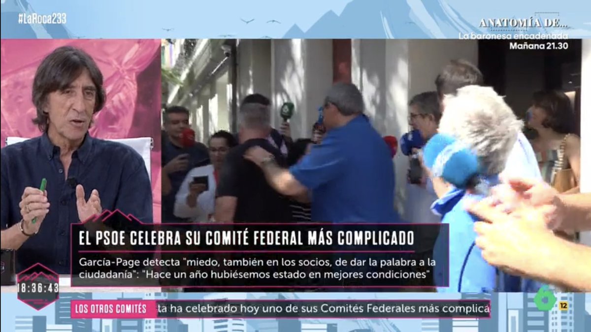 pradobenjamin's tweet photo. Benjamín Prado: “¿Qué diría Felipe González si Pedro Sánchez hubiera acompañado a la puerta de la cárcel a Ábalos, como él hizo con Barrionuevo? Él y Page, desidentes de guardia, callan cuando al Gobierno le va bien y hablan cuando al partido le va mal." https://t.co/uZTjQ3gXPj https://t.co/sLC103BzZn
