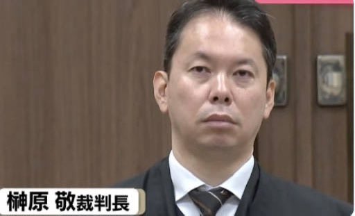 tanakaseiji15's tweet photo. 【日本人差別】榊原敬裁判長『パキスタン人は強盗致死でも無罪！！』

ふざけんな！
お前は！
どこの国の裁判官だ！ https://t.co/tGSb3EiYKm