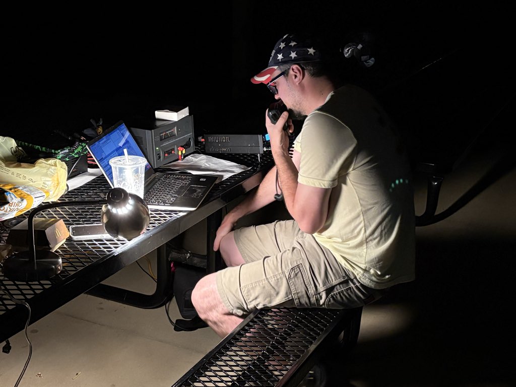 KC4WQ's tweet photo. #arrlfd #ky4ky KG4WWE burning the midnight oil at KY4KY https://t.co/S72I5iXfTP