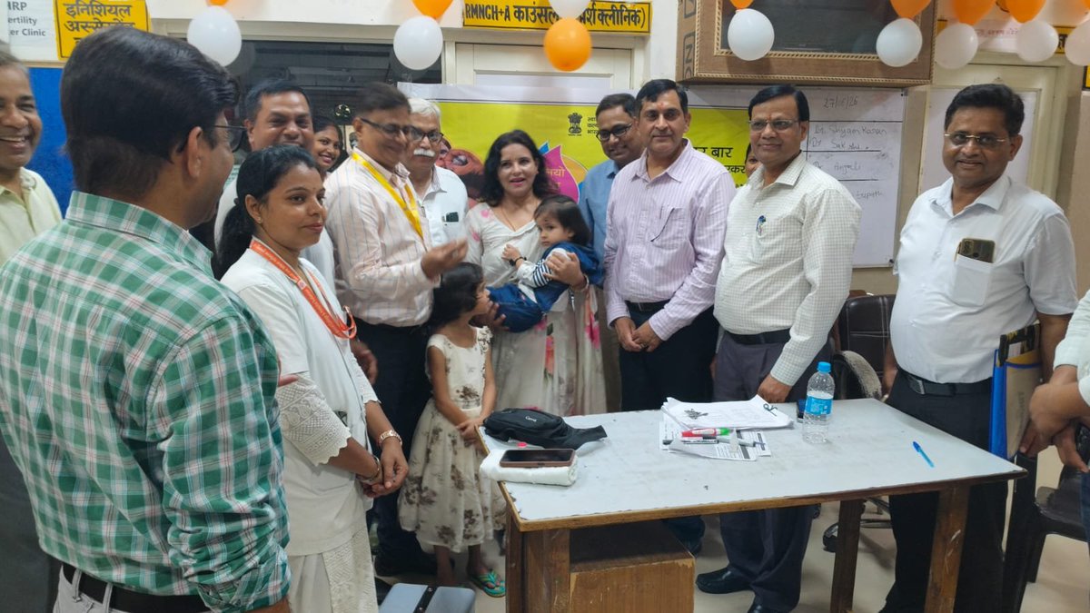 CdoSultanpur's tweet photo. आज दिनांक 28 जून 2026 को जिला महिला चिकित्सालय सुलतानपुर में पल्स पोलियो अभियान के  शुभ अवसर पर बच्चों को पोलियो ��्राप पिलाकर कार्यक्रम का शुभारंभ किया गया। https://t.co/tdK0Yb3Cby