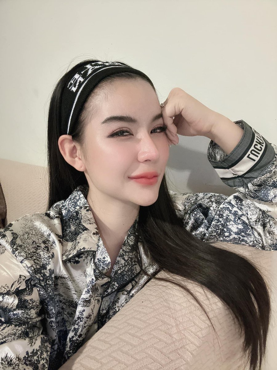 otiocse's tweet photo. ใจดีต่อโลก และใจดีต่อตัวเอง

#ไซด์ไลน์พิจิตร ไอดีไลน์ irin339 https://t.co/RQJy66Qt7g