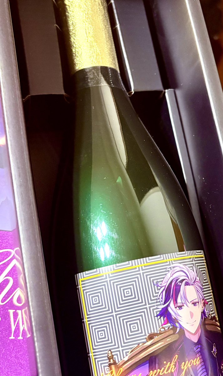 RkQd1's tweet photo. 「不破湊 1st LIVE “Cheers with you” 豪華版」を買いました🎶😆ディスティニーボトルデカ❗️ https://t.co/8nm7cjE1qW