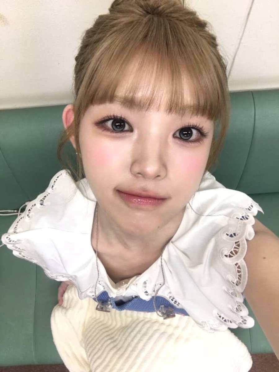 H2H_INA's tweet photo. 260628 #YUHA weverse post

Hari yang diisi dengan Lemon Tang 🍋.

#Hearts2Hearts #하츠투하츠 #H2H
@Hearts2Hearts https://t.co/aiHR7GR3lz