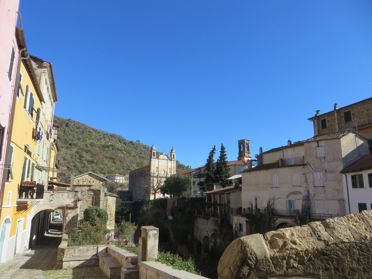mainiadriano's tweet photo. Angoli di Dolcedo (IM), in Val Prino

#dolcedo https://t.co/CGJMNT3tYu