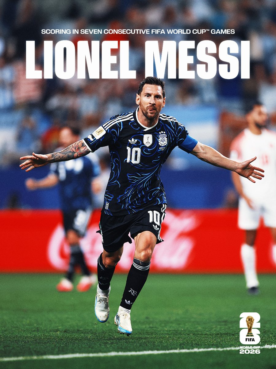 Craque_M78's tweet photo. 僕らの代表戦はさておいて

W杯で７試合連続ゴールを決めた
メッシとの対戦を
「報酬です」と言うカーボベルデ

「食いつけ！」がアルゼンチン流
「食いつきません！」が彼らのスタイル

大西洋の火山群島
最南西端のブラヴァ島は
「星降る島」とも呼ばれているとか

御伽話にちょっと親近感 https://t.co/gQ0Vivwh7e