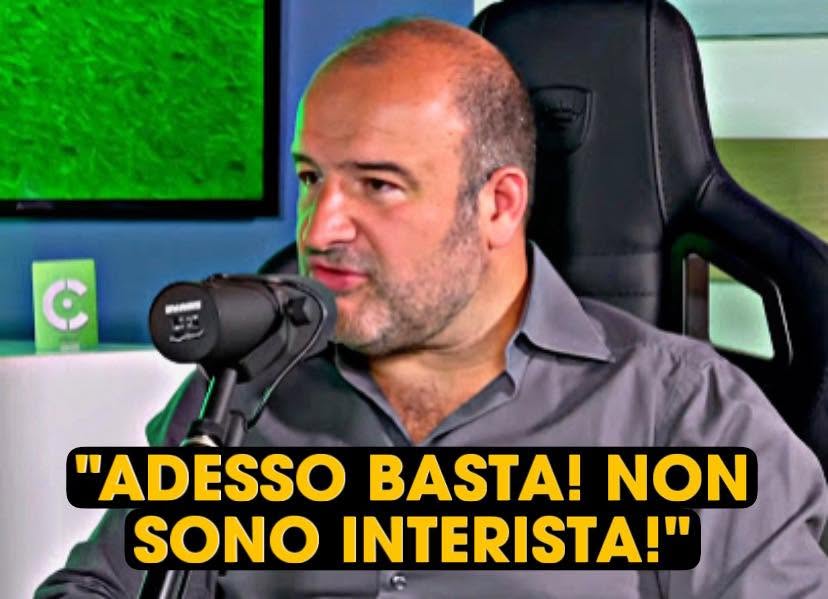 ladolcejuve's tweet photo. Tacredi Palmeri il non interista stamattina in un video a SI ha chiesto a Perisic con un sorrisino se torna all'inter !
Pagliacci in italia ce ne sono tanti ma lui li supera tutti😒🙃 https://t.co/TraHMLpRyr