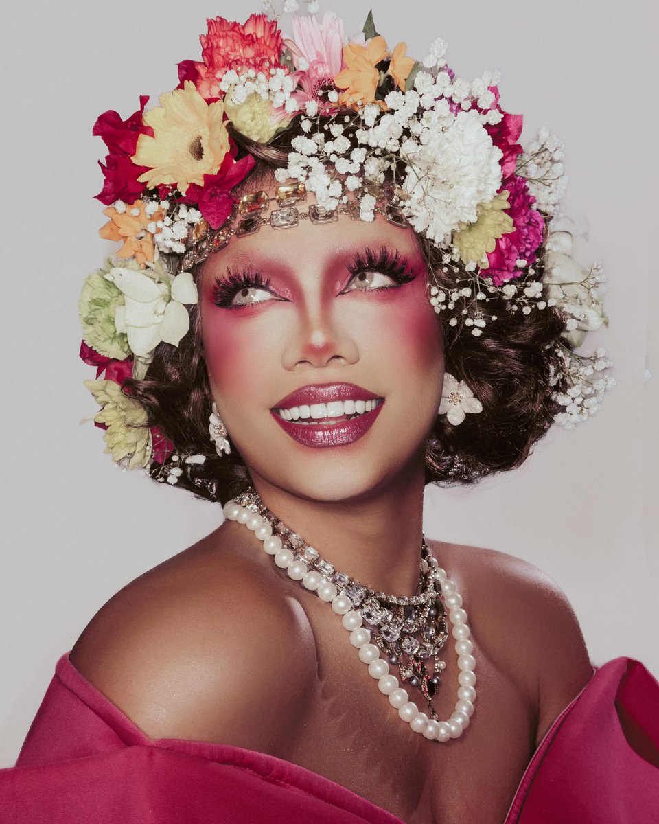 TeamKhianna's tweet photo. .@KhiannaWithAK embodies the legendary Marsha P. Johnson in her recent Pride Month photos 🌸🌈⚡️

via khiannawithak on ig https://t.co/KlH8rimQrg