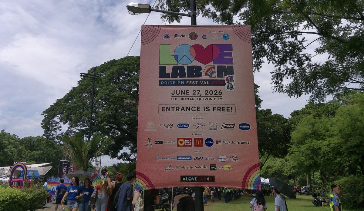 j_annwithoutane's tweet photo. hindi mali ang mag mahal 🌈👩🏻‍❤️‍👩🏻
#LoveL4ban #PrideMarch https://t.co/8IlOuFALhy