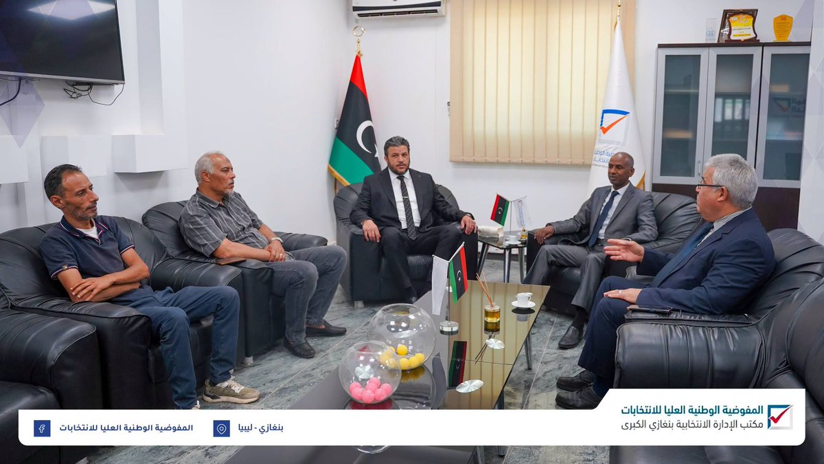 LYHnec's tweet photo. زيارة تفقدية لمجلس المفوضية إلى مكتب الإدارة الانتخابية بنغازي لمتابعة سير العملية الانتخابية لانتخاب النقابات والاتحادات والروابط المهنية https://t.co/o7VZOkA9Vo