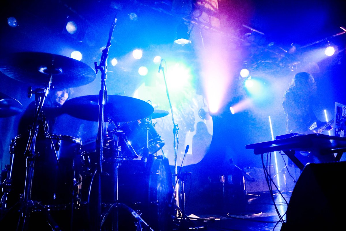 ineko_camera's tweet photo. 2026年6月26日@池袋手刀
CODEDワンマン [ELECTRIC MADMAN BLUES ~TOKYO ONEMAN GIG~]
スペシャルゲスト 中西智子さん

この日はオフィシャルではなかったですが撮らせてもらいました。
たくさんのスタッフさんがいるので私は極力動かず定点観測！
ありがとうございました🙇‍♂️5ポストに渡り続く↓ https://t.co/LPcYVT4NAF