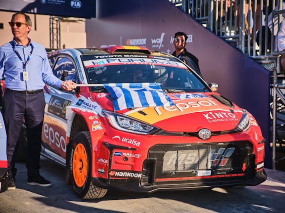 box_repsol's tweet photo. Alejandro Cachón y Borja Rozada a por el Rally Acrópolis de Grecia🙌🏻

#BoxRepsol #WRC2 https://t.co/Uo6qIGyIfo