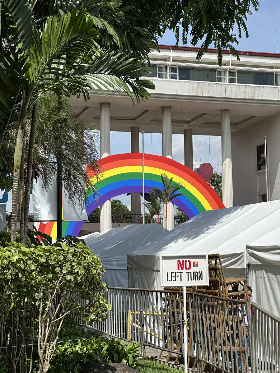 noedeguia's tweet photo. Happy Pride 🏳️‍🌈💕😊 https://t.co/b7ba9YoG4n