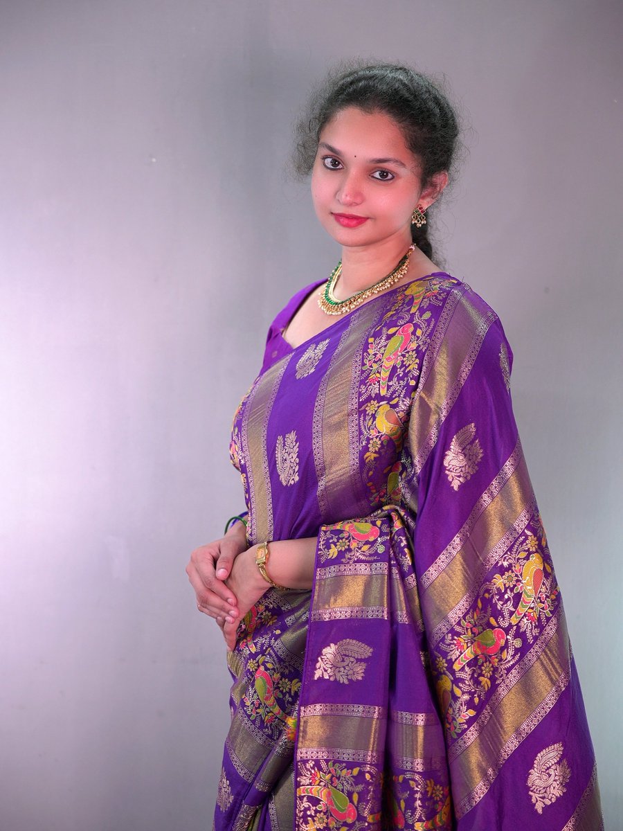 SumiiTalks's tweet photo. Saree link 👇
https://t.co/uDNQ5JlNpU
#fashiongram #fashionstyle #fashionweek #fashionpost #fashionblog https://t.co/CsMJeoPzC2