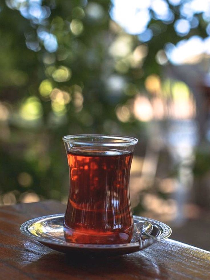 Ru_Sharafi's tweet photo. يا لهيْبَةِ المَرءِ حينَ يُدركُ قيمةَ نفسِه ، لا يُغويهِ مَديحٌ ، ولا يُعكِّرُ مزاجَهُ ذمُّ! 

#صباح_الأشياء_المُشرقة 🌤️ https://t.co/JKgS2lA7dH
