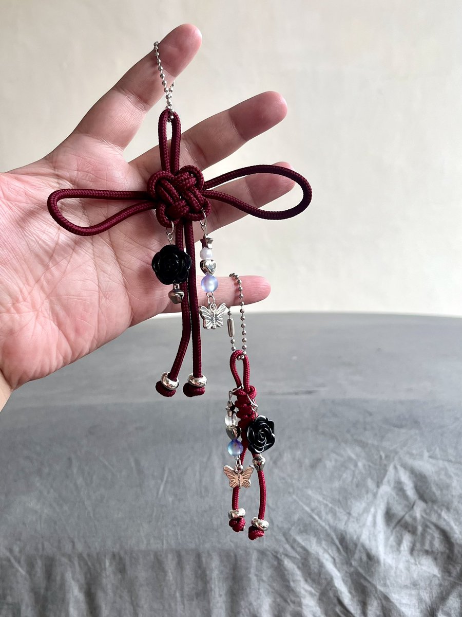 jinnervosa's tweet photo. ⭐️ Freebies Prambanan Jazz Fest 2026 💫
— 🥀 The Rose 🥀 —

🗓️ July 5, 2026
📍 Prambanan Temple
🕰️ TBA
🌹 Limited qty (Lucky knot/snake knot)

100% handmade, so please do not throw away or resell 🫶🏻✨

See you there, Black Rose! 🖤🥀
#TheRose #PJF https://t.co/AKApMQG7qX