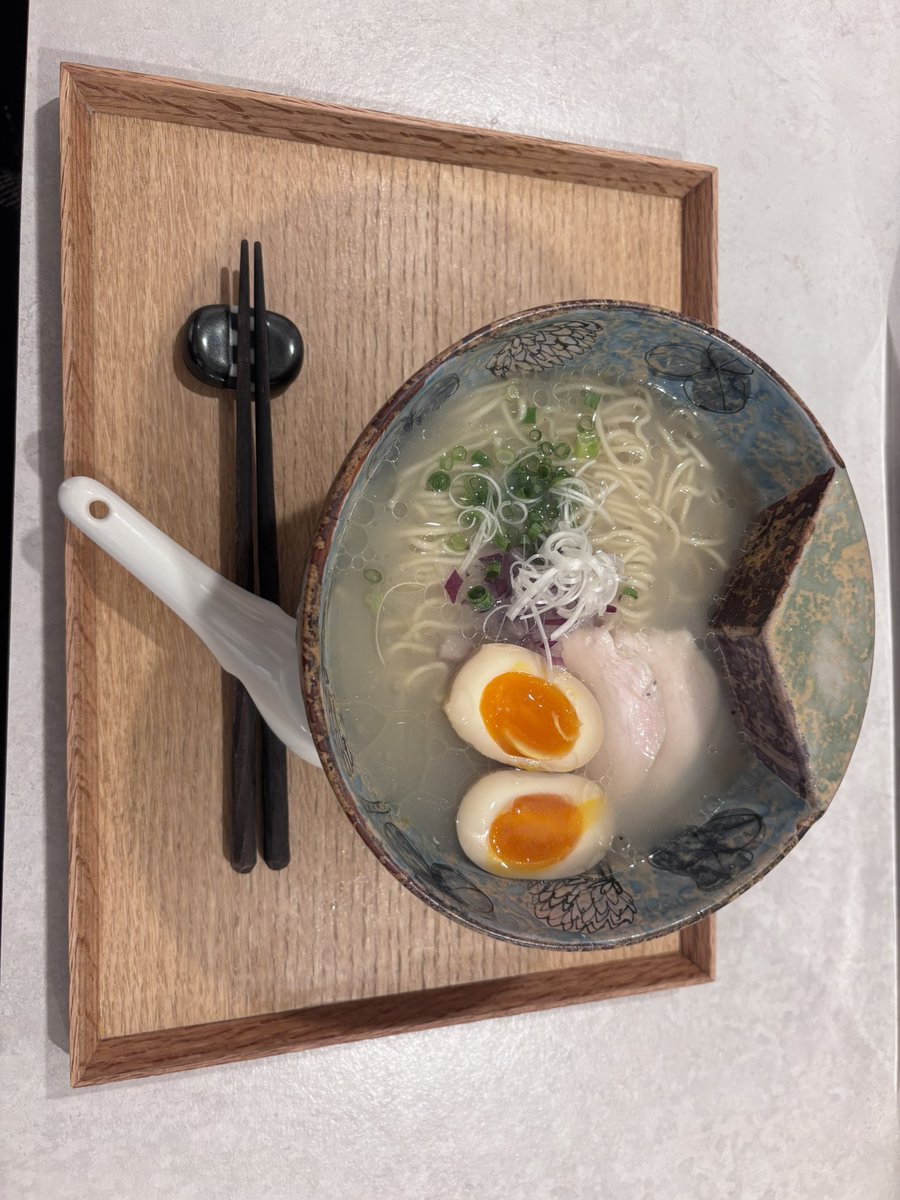 kawauchi2019's tweet photo. #函館マラソン 前夜のカレーは #マサラカリス へ。

ご飯の量が明示されていたので間違える心配がなくて良かったです。

以前、小いけも勧められましたが元祖か本店かわからなくなったので今回はやめました。

#函館ラーメン の #養和軒ぷらす のスープも美味しかったです。 https://t.co/0szGzKkPDr