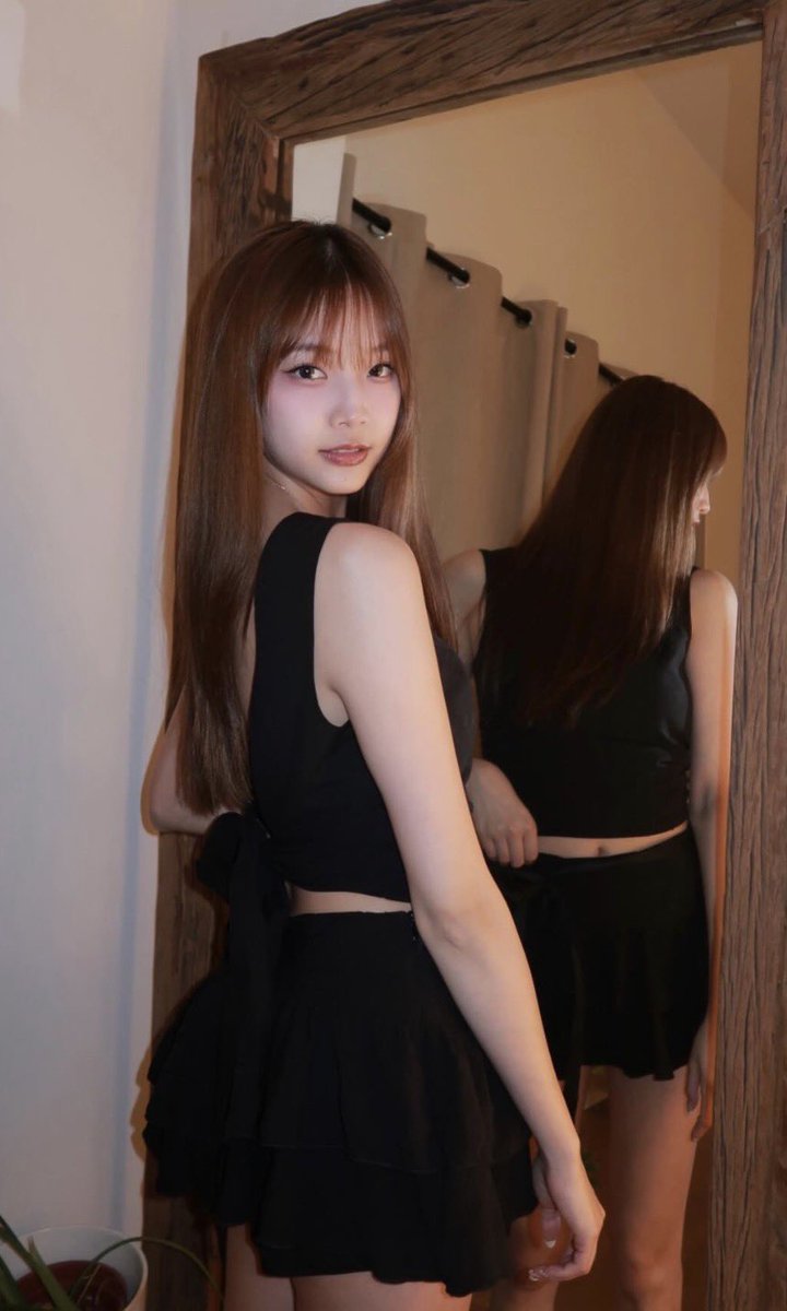 TangsjMu's tweet photo. 为什么比特币价格越来越怪，涨跌都不讲理？因为现货市场早就被衍生品绑架了 👇

过去赚的是趋势钱： 只要现货买盘强，币价就一路上冲。散户拿着现货，拿住就能赢。

如今的绞肉机生态： 场内主力（巨鲸和合约券商）的根本利益不在于把币价拉多高，而在于如何最高效地**“爆合约”**。 https://t.co/8EV8OQR79P