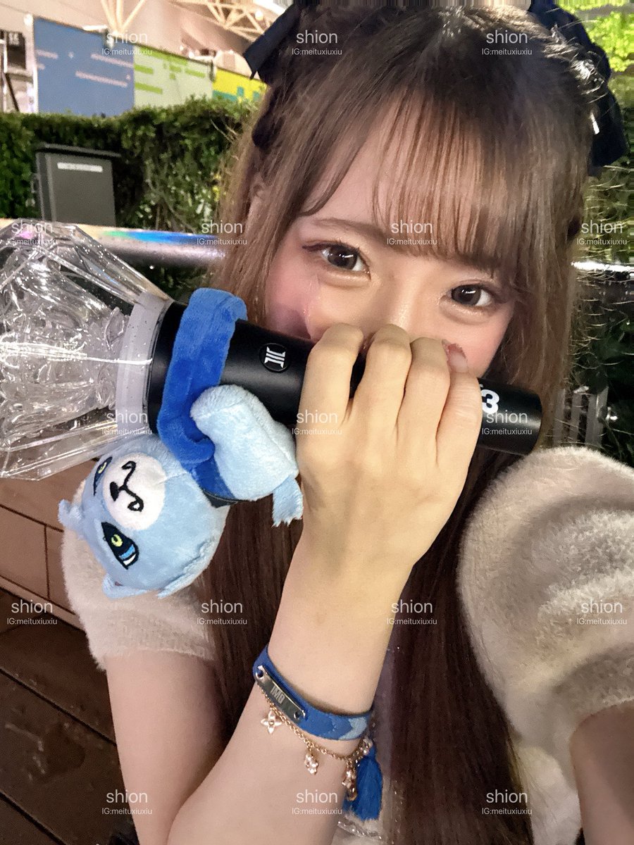 shion_sam_'s tweet photo. 推し活るんるん🦋🌧 https://t.co/XBwBvr9j5L