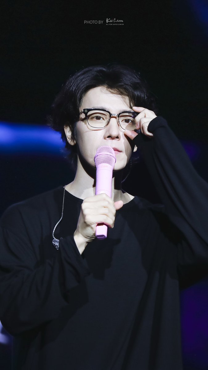 kailamelf's tweet photo. 260628 DONGHAE ”Alive“ IN HK #이동해 

🤓 

【ALL RIGHTS RESERVED】

#alive #leedonghae #donghae https://t.co/NCk2epm14d