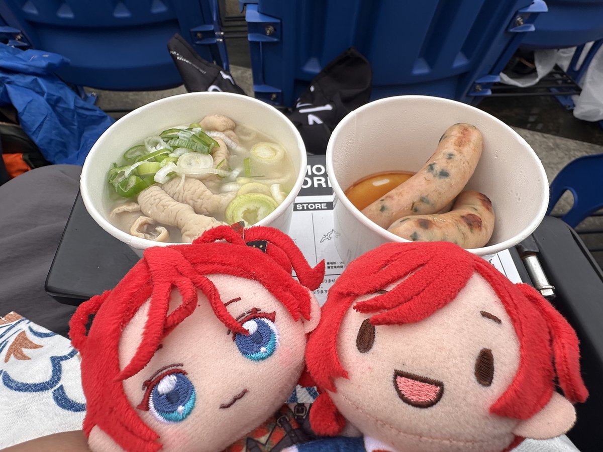 PrairieyyyyDogs's tweet photo. 胃をZOZOマリンスタジアムにしに来た🐈‍⬛ https://t.co/IZe4gYMPMT