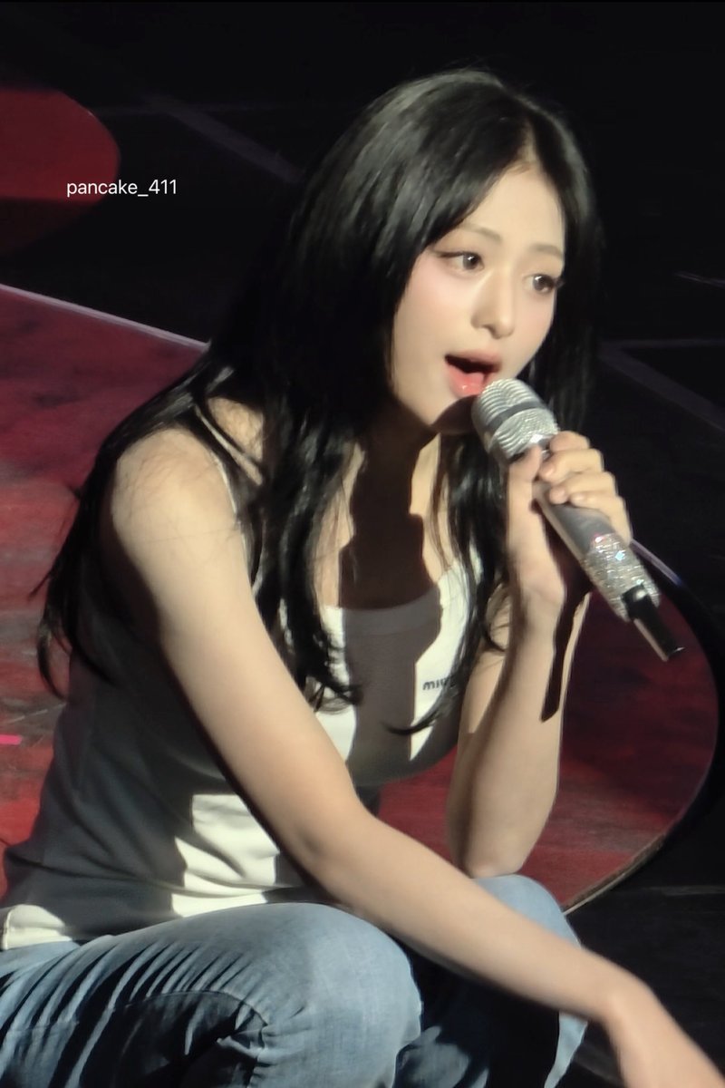 pancake_411's tweet photo. day3 sc
#BABYMONSTER #베이비몬스터  #AHYEON #아현 https://t.co/86vGskE52p