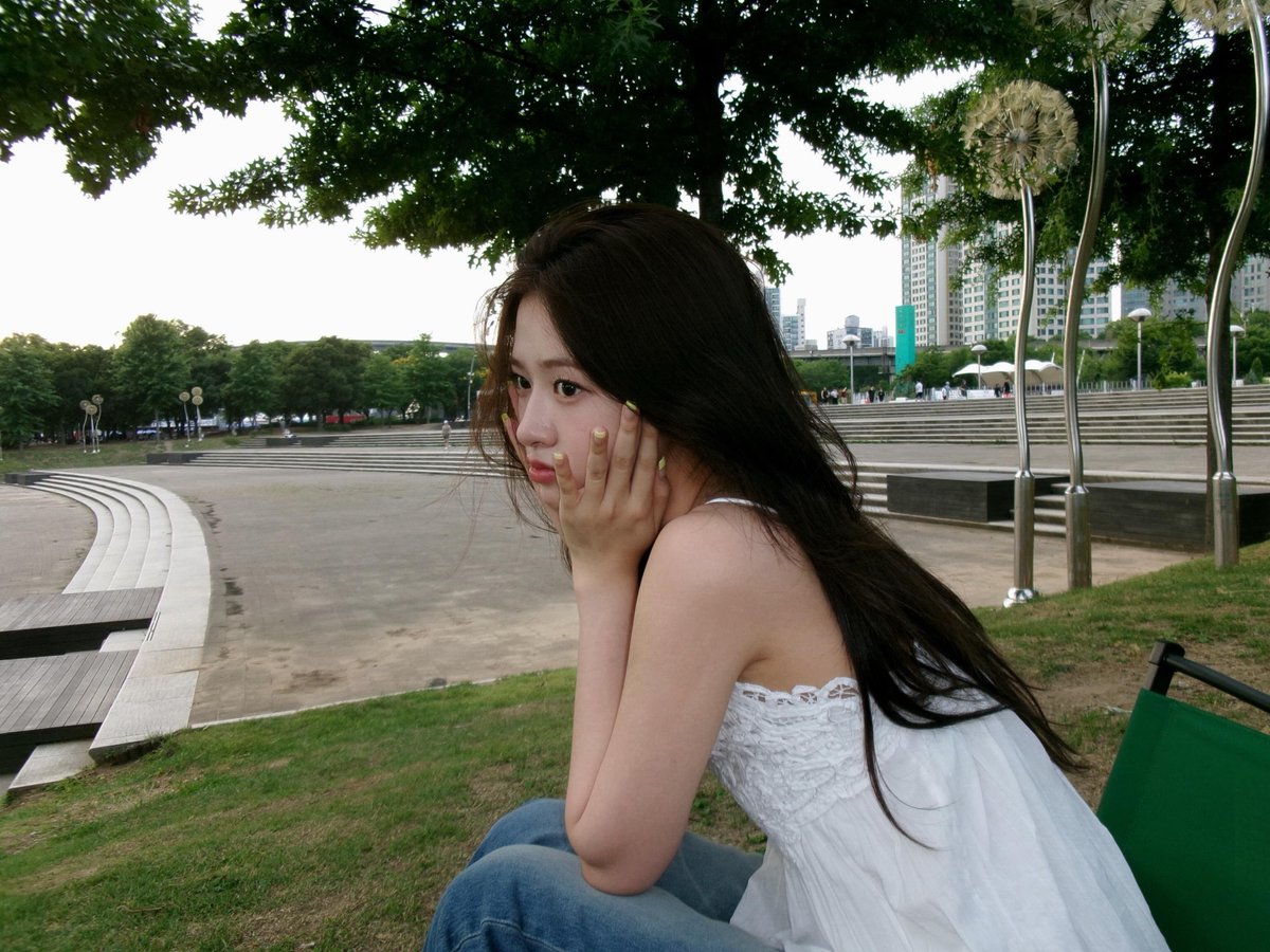 ayjpix's tweet photo. #ANYUJIN instagram update (3) https://t.co/xvm4F4nIoF