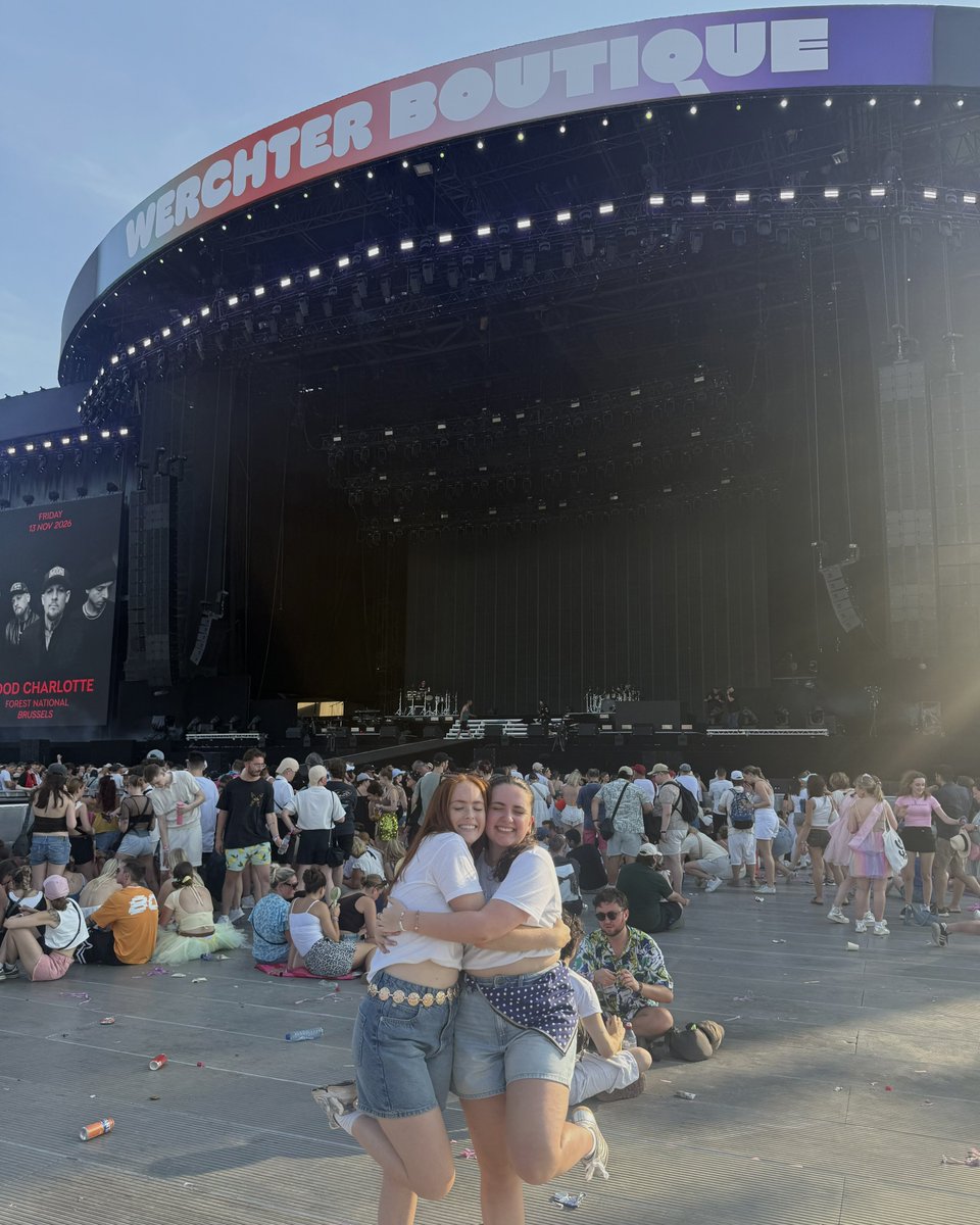 katycatcaitlin's tweet photo. the eurosummer festival that got away 🕊️

📍 werchter boutique, werchter https://t.co/e1c5MlYzMO