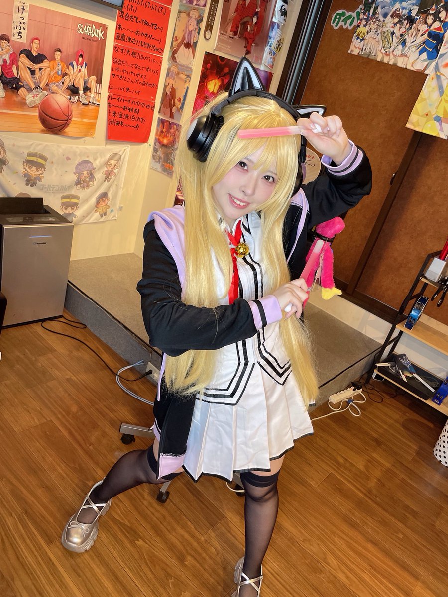 linklecafe's tweet photo. ごきげんよう！

おしゅりで！！！！オープンですわぁーーーーーーー！！！！！
あとからぴーすけ！びび！おと！！！いえーーーーーい！！！

本日オタ芸講習会！
この時間から21時まで通常営業、21時から24時までオタ芸講習会でっっっす！！！！

みんなでロマンスささげちゃおー！！！ https://t.co/43ZpI9Uguk