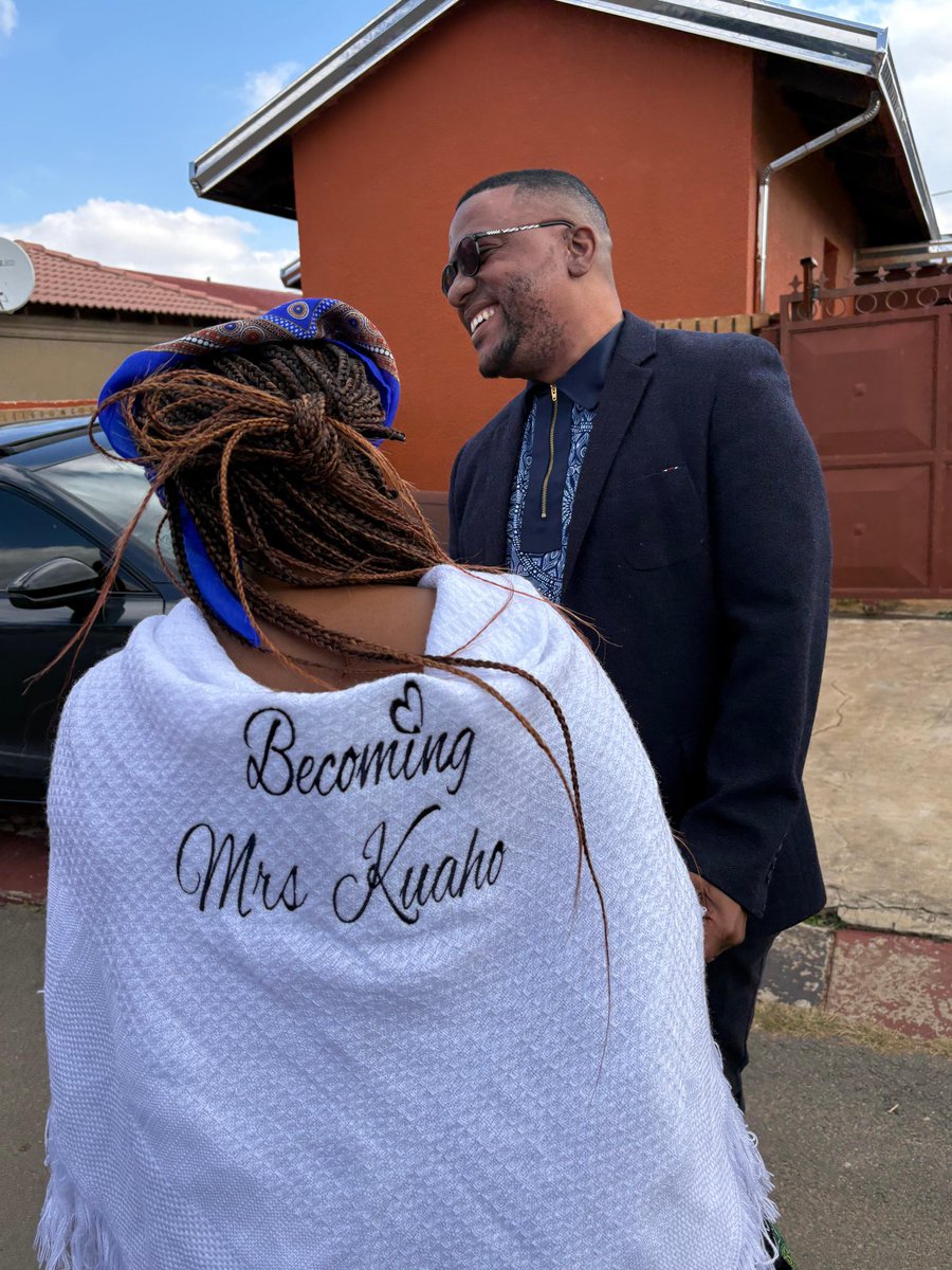 DeepSoulJunkie's tweet photo. Gone kanje…

❤️😎💍 https://t.co/N1CZqK1bOt