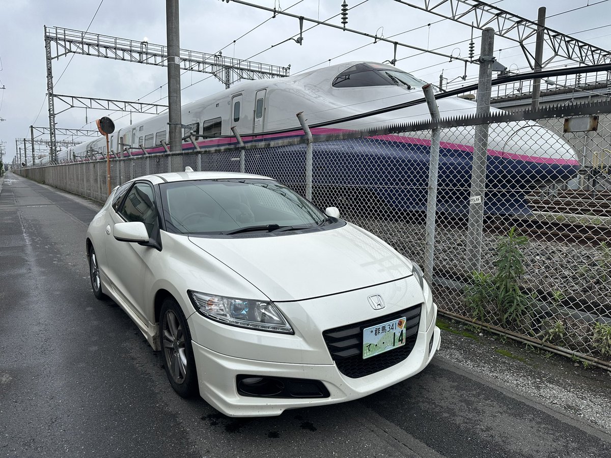 Takanori_JJ's tweet photo. 本日6月28日をもって、Honda CR-Zとの旅を終えました。

走行距離は30万5700km、10年間という本当に長い間、一緒にいてくれてありがとう！ https://t.co/kXMTT27ICA