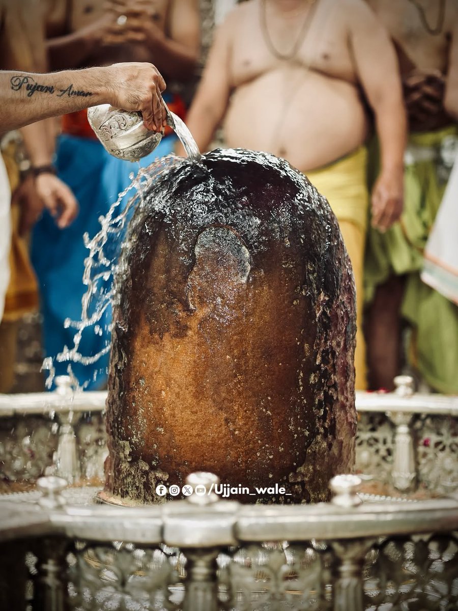 immortaldharma's tweet photo. One darshan lifetime karma desolate https://t.co/Xg35z9Hiu5