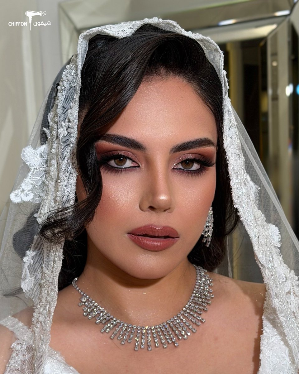 chiffon__salon's tweet photo. إطلالة عروس تحكي جمالها من أول نظرة ✨

#شيفون #صالون_شيفون #عروس https://t.co/Lt1qnFajOo