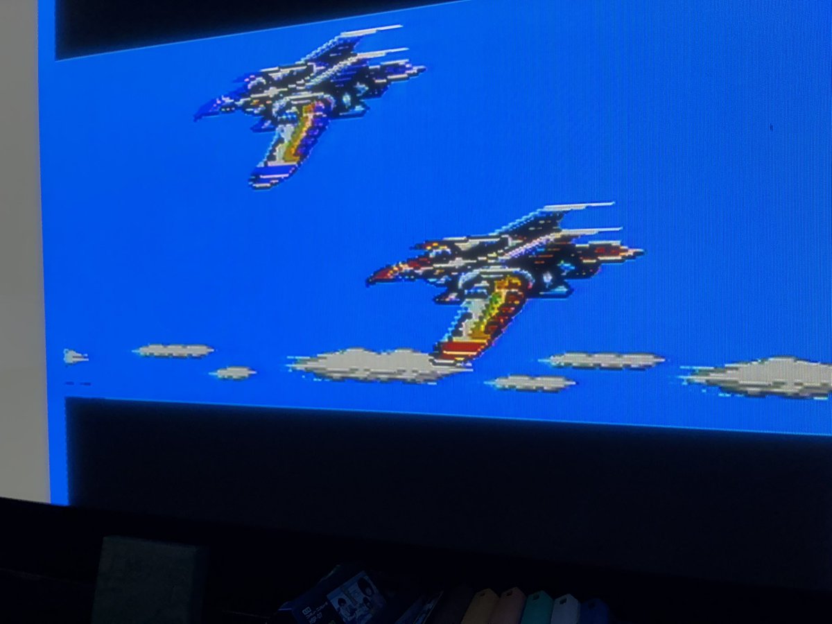 okojyo80's tweet photo. 今日はひさびさファミコンを真面目に
最近話題の初期型ファミコンにてKONAMIのクライシスフォース
ファミコンの性能を極限まで使い切るこのゲーム
初期型だけどちゃんと動きます
RF、プラズマテレビのアナログチューナー接続なんですけど、結構綺麗な映像になってます😊 https://t.co/lgR58rn5V1