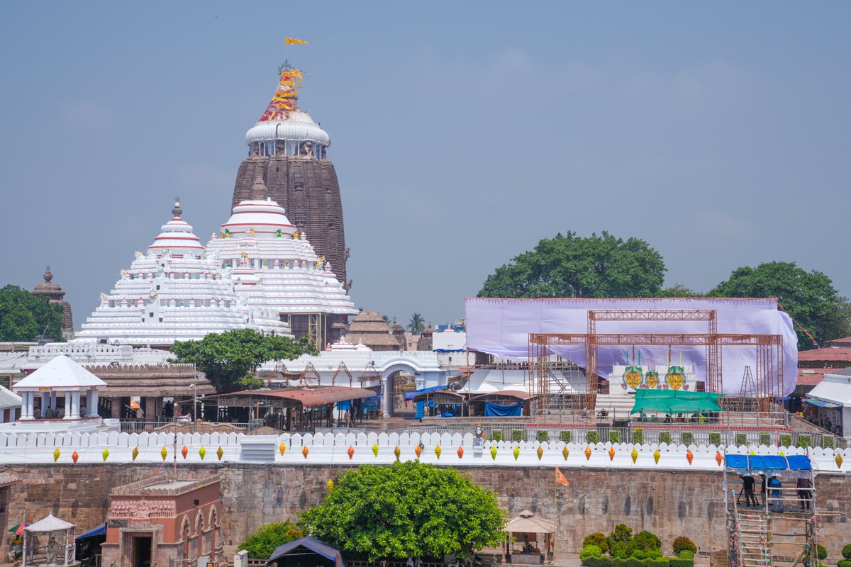 SJTA_Puri's tweet photo. ତା୨୯.୦୬.୨୦୨୬ରିଖ, ସୋମବାର ଶ୍ରୀବିଗ୍ରହଙ୍କ ପବିତ୍ର ସ୍ନାନଯାତ୍ରା। ଏହି ଅବସରରେ ଶ୍ରୀମନ୍ଦିର ସ୍ନାନମଣ୍ଡପର ରଙ୍ଗକାର୍ଯ୍ୟ ଅନ୍ତିମ ଚରଣରେ ପହଞ୍ଚିଛି।

ଜୟ ଶ୍ରୀଜଗନ୍ନାଥ ମହାପ୍ରଭୁ।🙏 https://t.co/s6Zk01aHxD