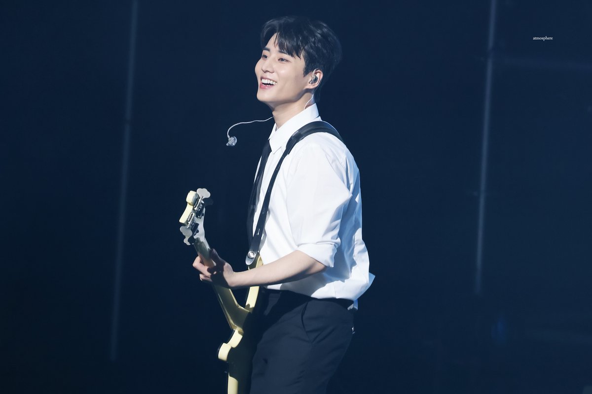 atmosphere_825's tweet photo. 240629 어썸스테이지 부산

해피캣≽ܫ≼

#DAY6 #데이식스 #영케이 #YoungK https://t.co/H8SwtOu4g7