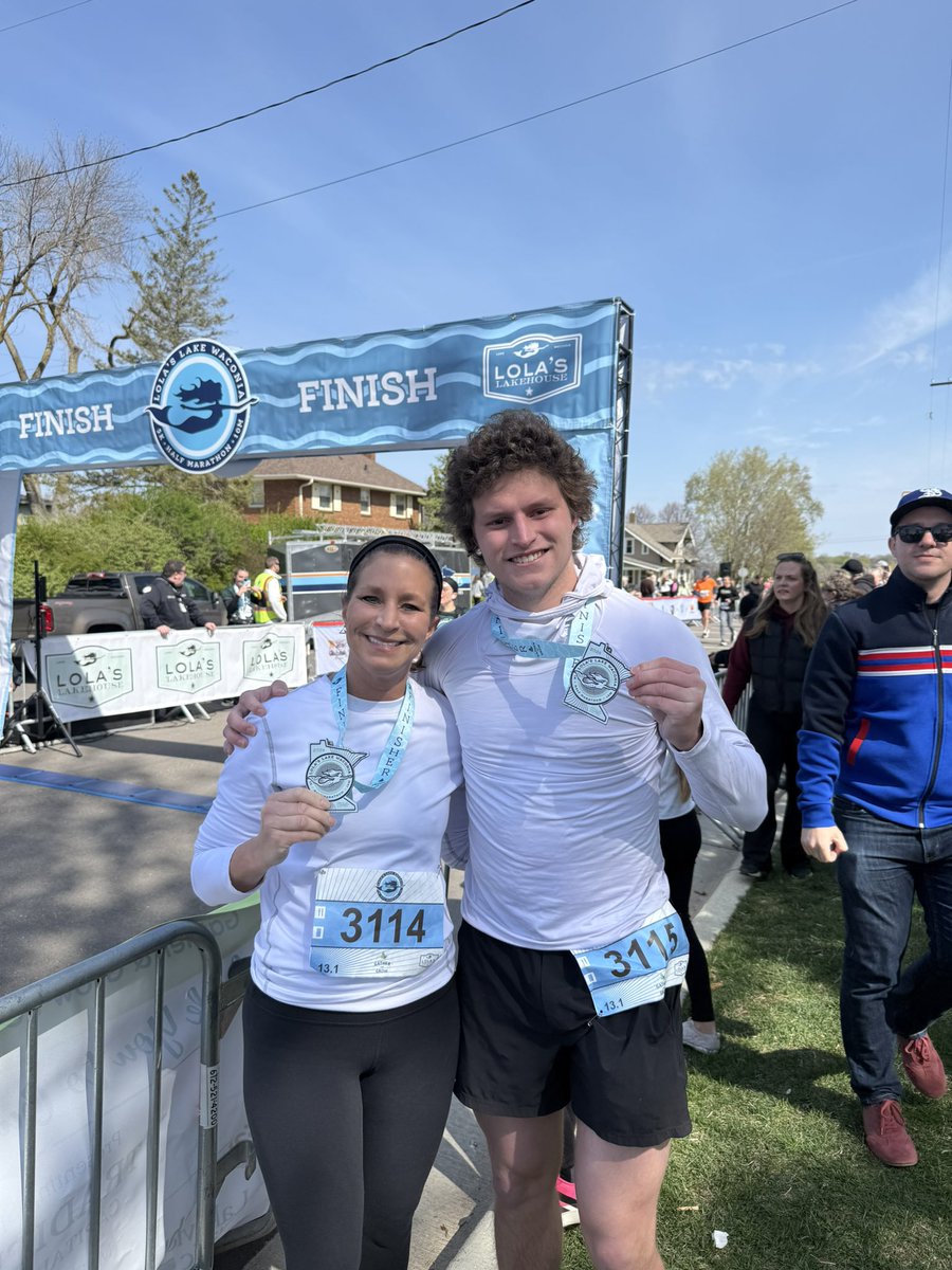 Wolfie2421's tweet photo. Throwback to the first weekend in May when I ran my 4th half marathon! 
Lola’s Lake Waconia Half Marathon 
@EndresWolfe 
@tmehlhaff10 
@Coach_Heffernan https://t.co/WDNPhl3fdo